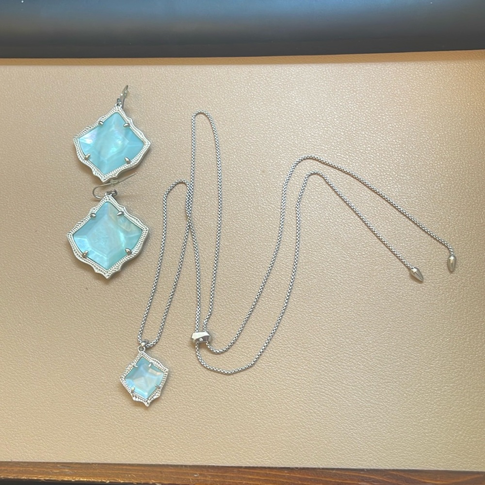 Kendra Scott Set